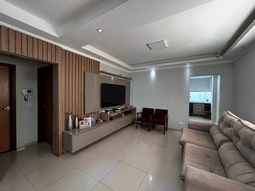 Casa à venda no Ipê: 