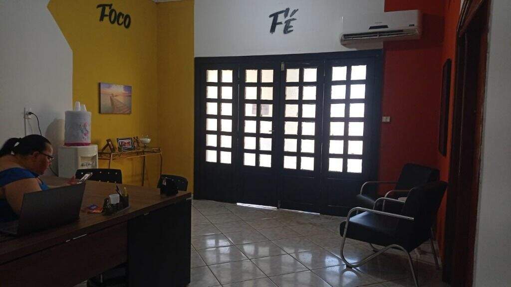 Casa para aluguel no Jardim Roriz: 