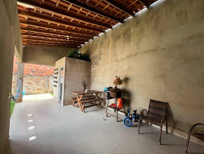 Casa à venda no Jardim Dourados: 