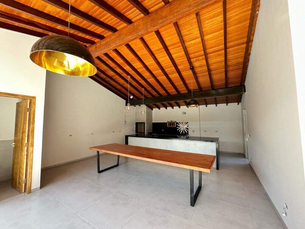Casa à venda no Jardim das Américas: 