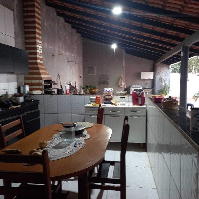 Casa à venda no Jardim Das Violetas: 