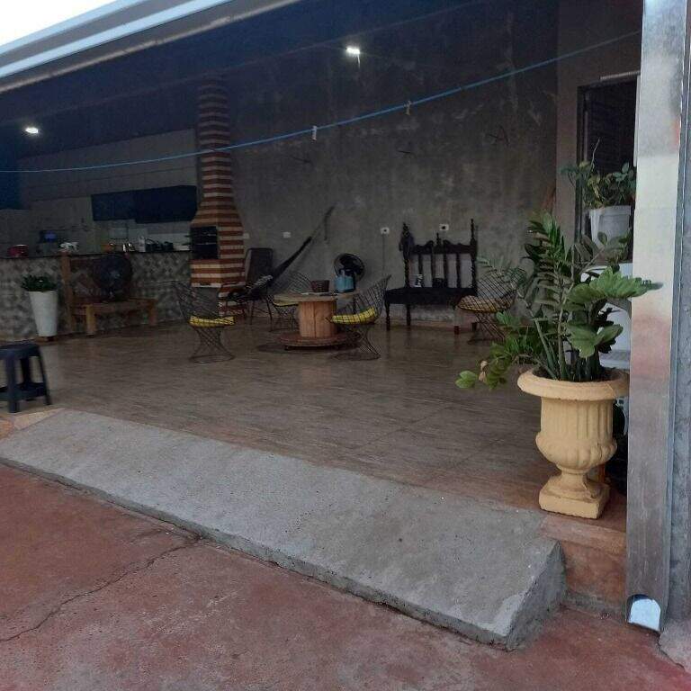 Casa à venda no Jardim Das Violetas: 
