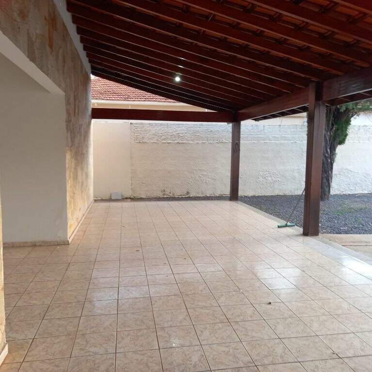 Casa à venda no Santos Dumont: 
