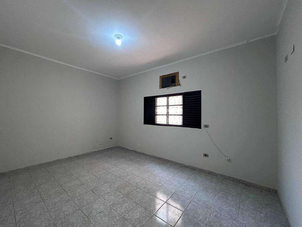Casa à venda no Santos Dumont: 
