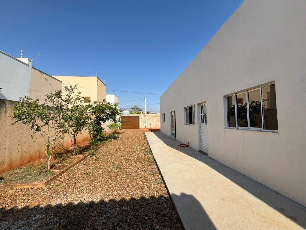 Casa para aluguel no Ipê: 