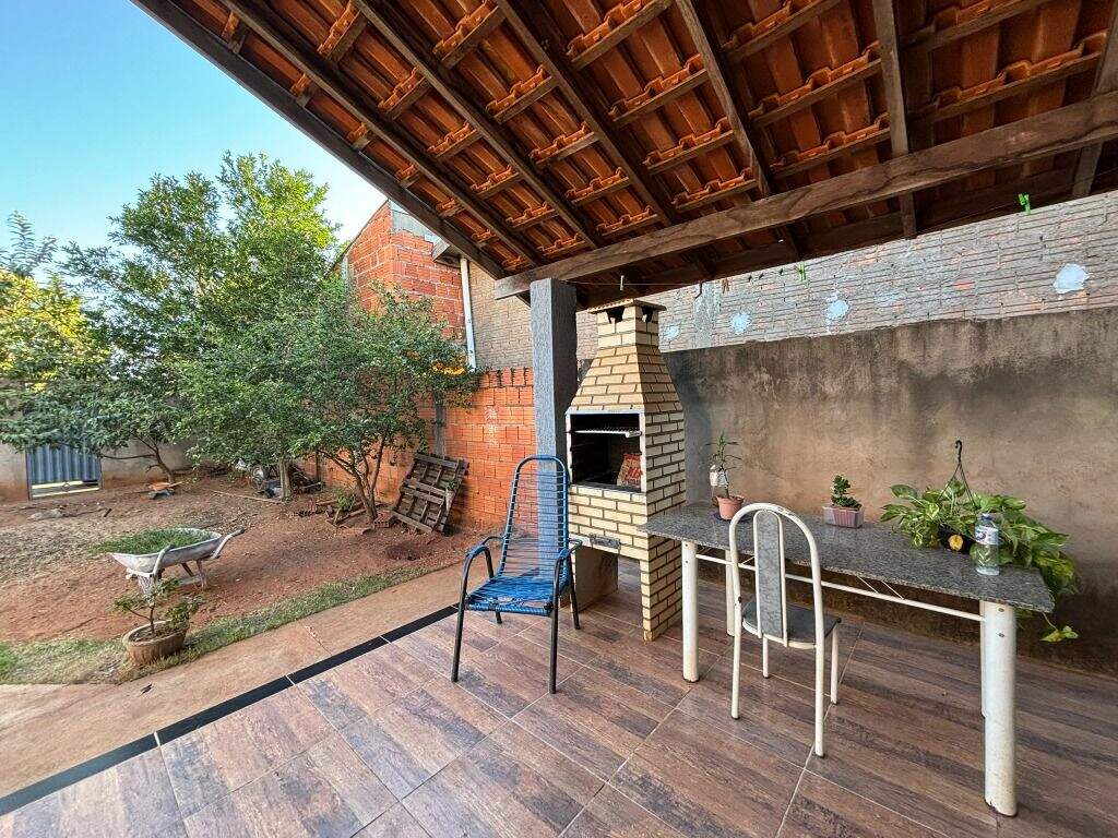 Casa à venda no Jardim Paranapunga: 