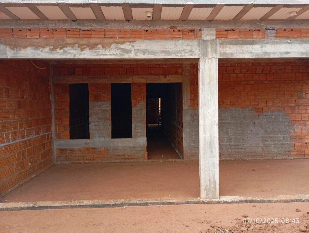 Casa à venda no Loteamento Montanini: 