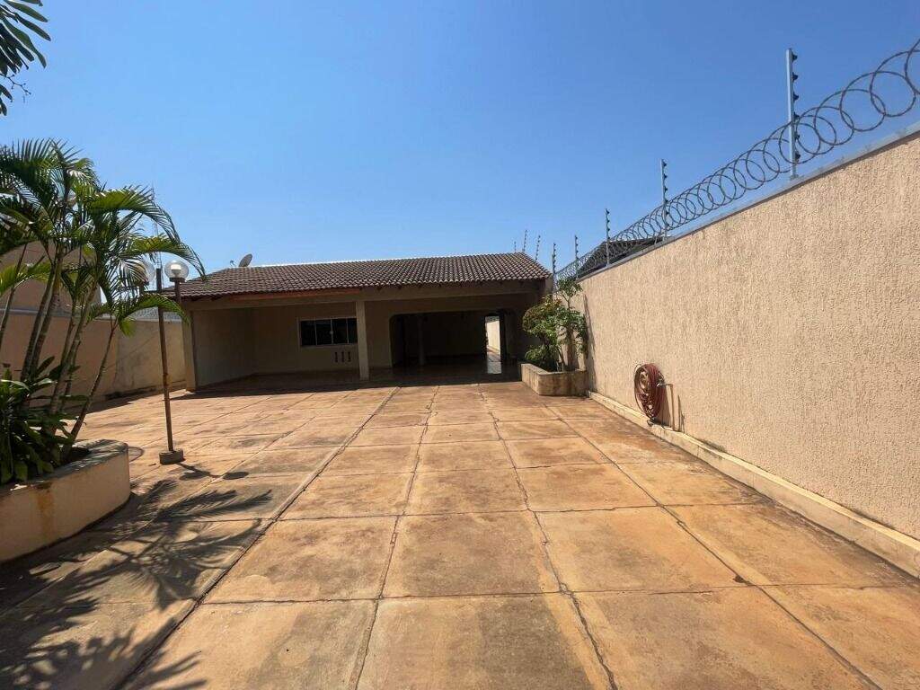 Casa à venda no Santos Dumont: 