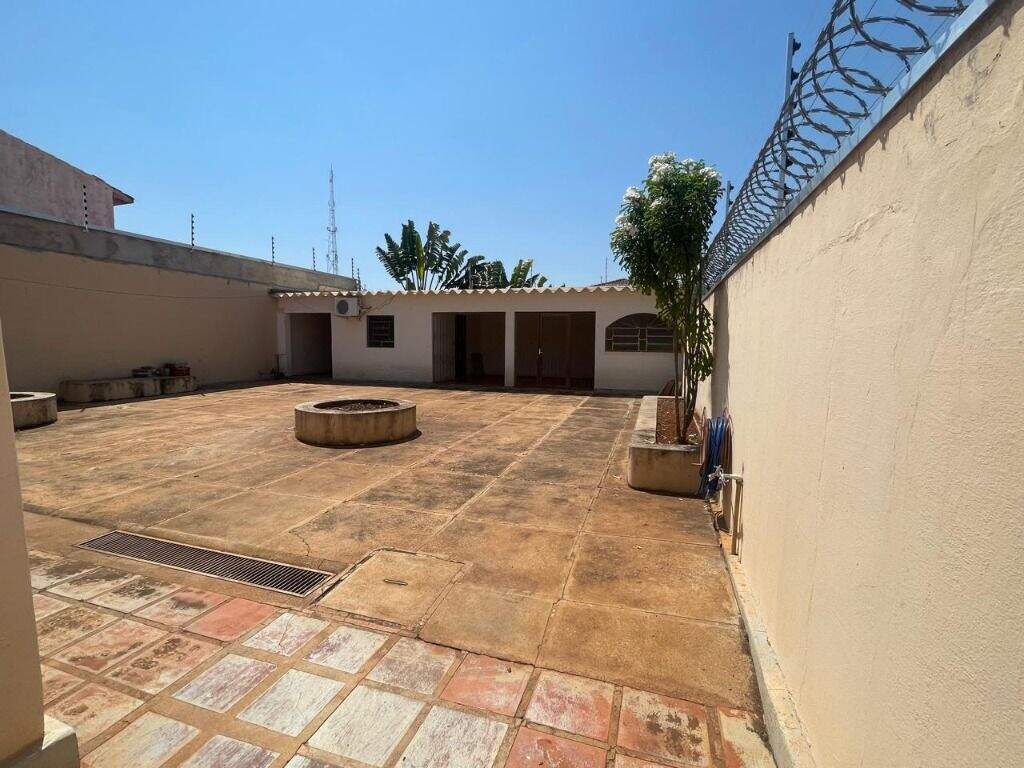Casa à venda no Santos Dumont: 