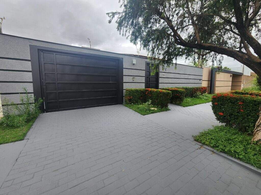 Casa à venda no Ipê: 