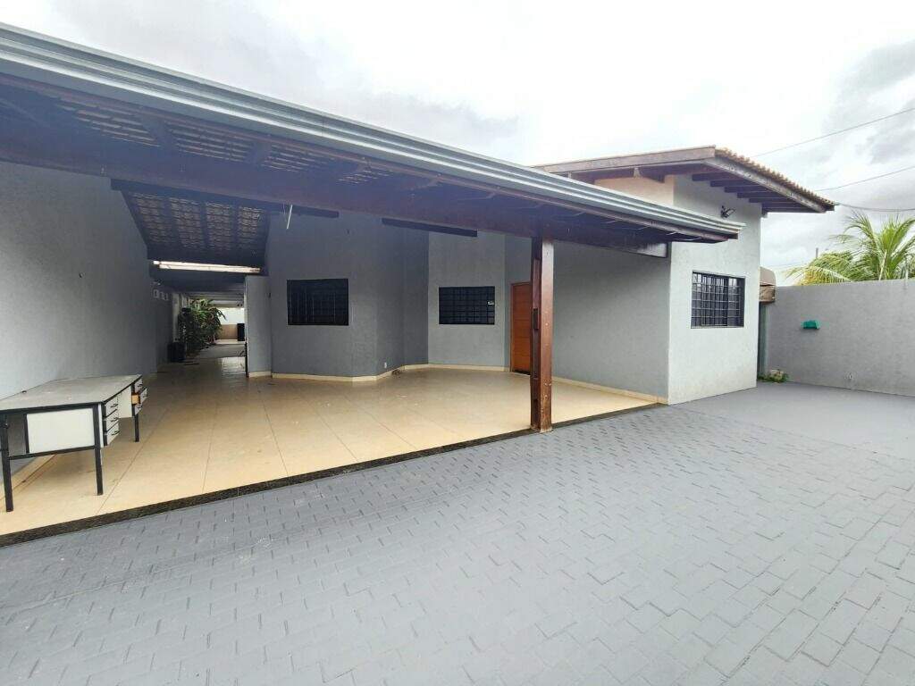 Casa à venda no Ipê: 