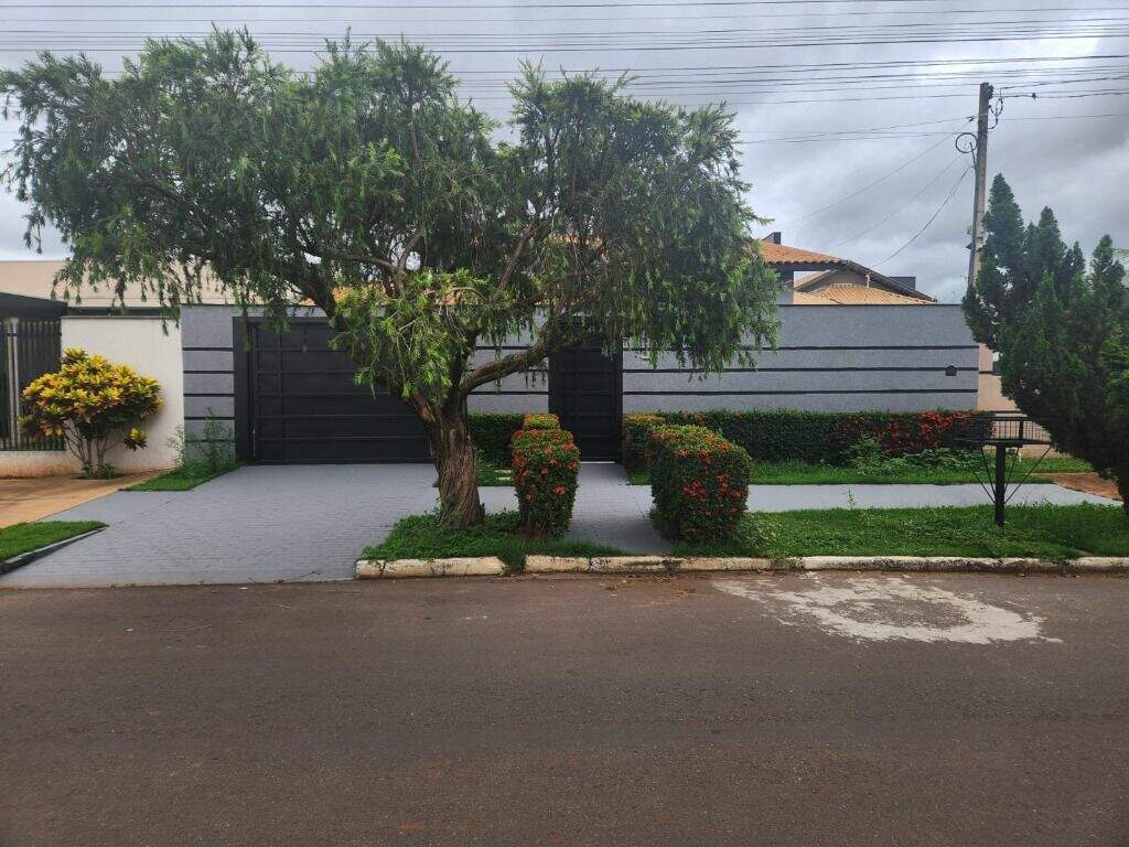 Casa à venda no Ipê: 