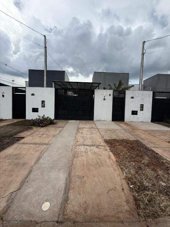 Casa para aluguel no Ipê: 