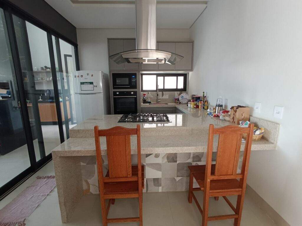 Casa à venda no Jupiá: 