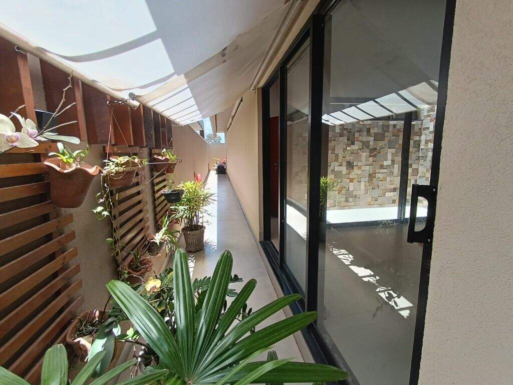 Casa à venda no Jupiá: 