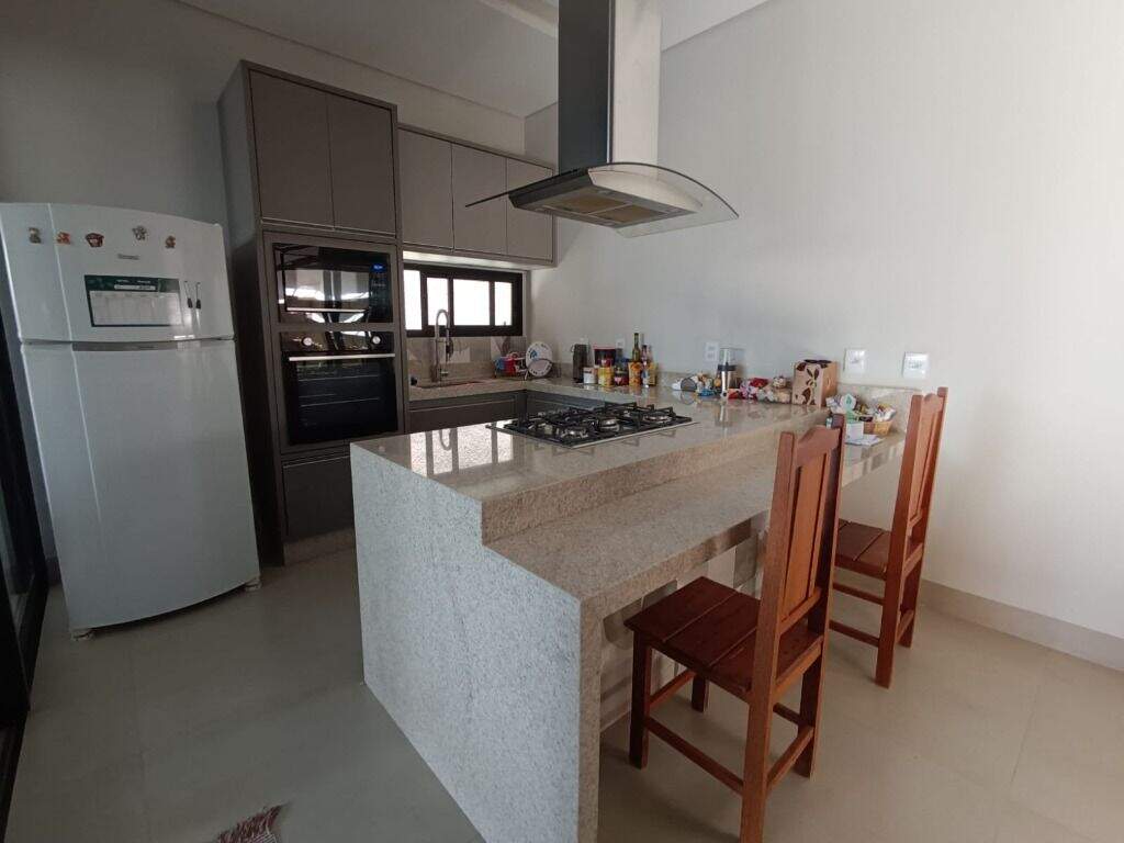 Casa à venda no Jupiá: 