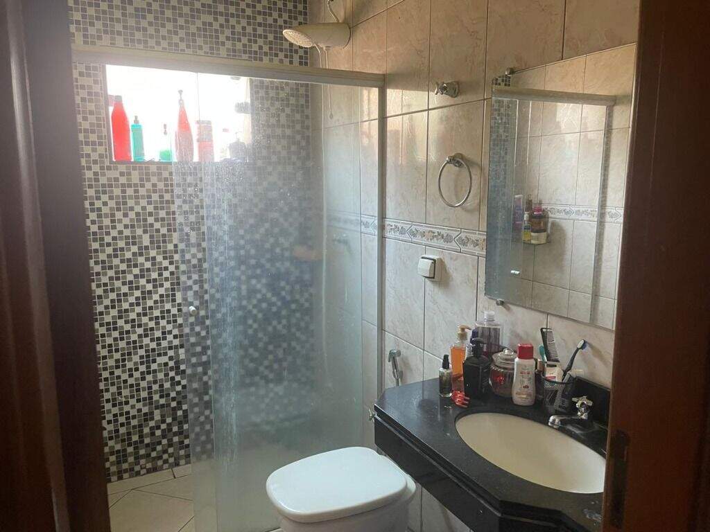 Casa à venda no Jardim das Oliveiras: 