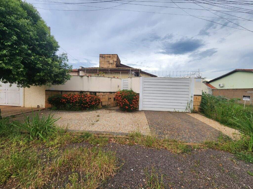 Casa à venda no Jardim Cangalha: 