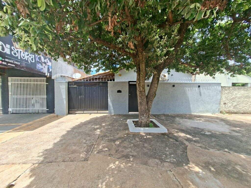 Casa à venda no Interlagos: 