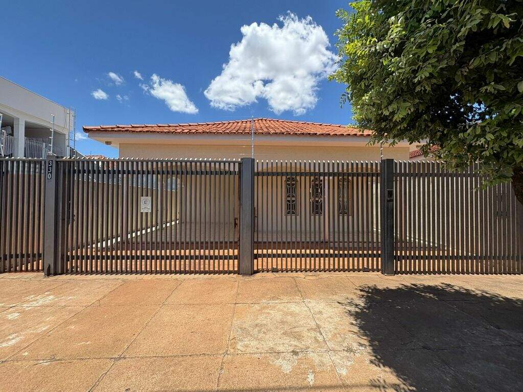 Casa à venda no Interlagos: 