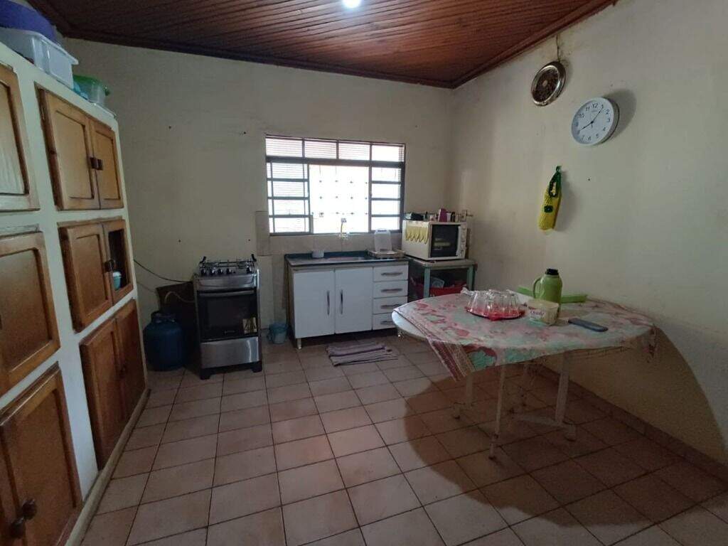 Casa à venda no Jardim Cangalha: 