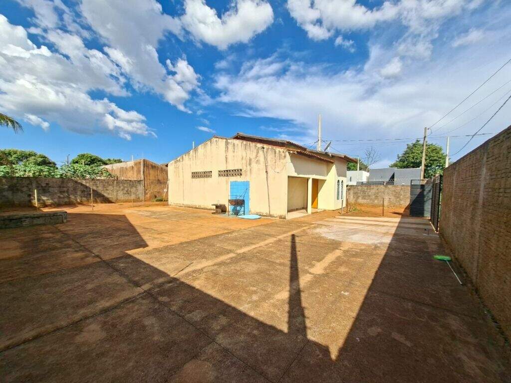 Casa à venda no Jardim Carandá: 