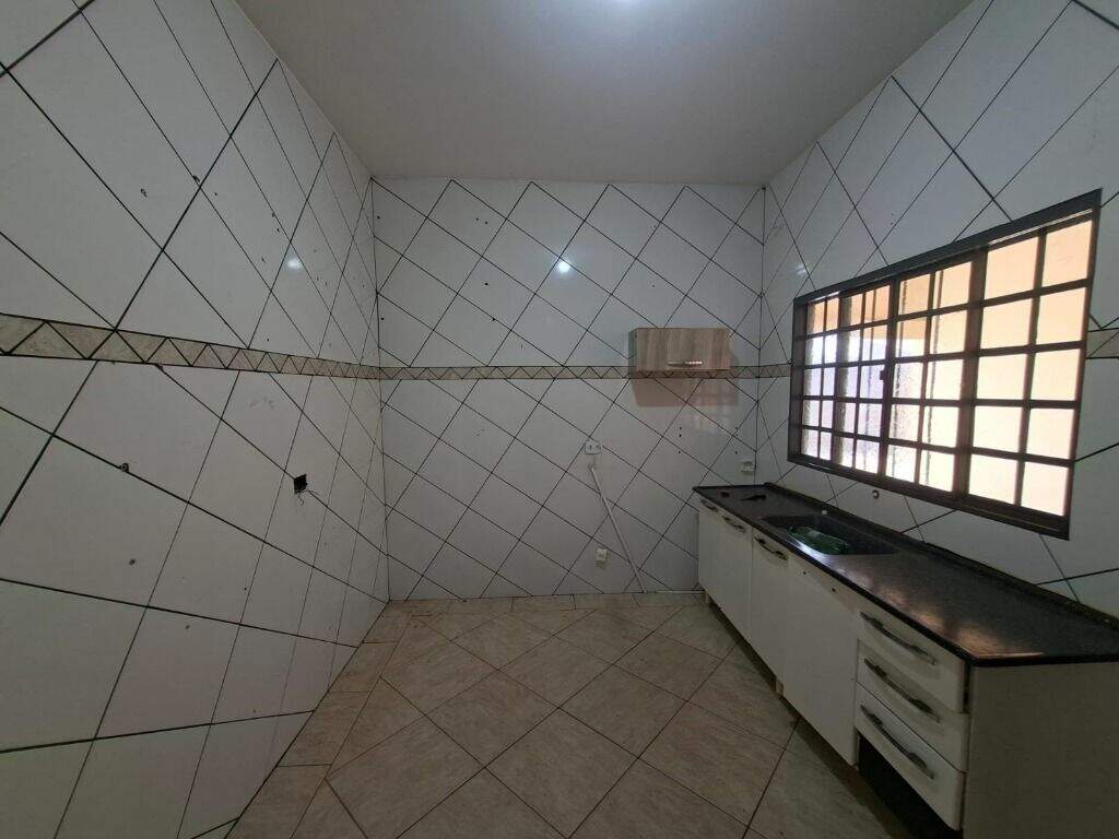 Casa à venda no Jardim Carandá: 