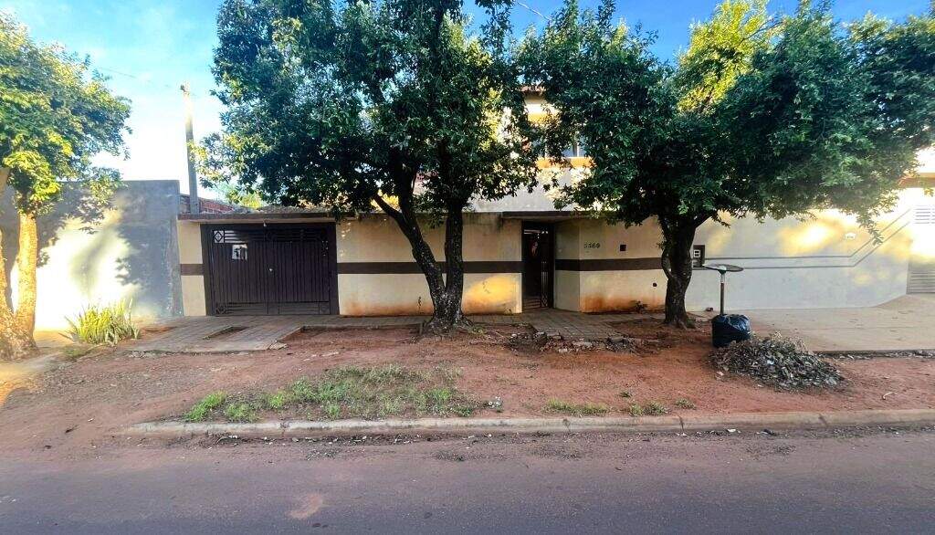 Casa à venda no Centro: 