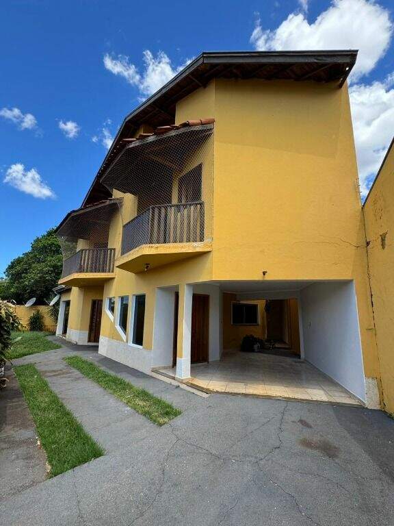 Casa à venda no Interlagos: 