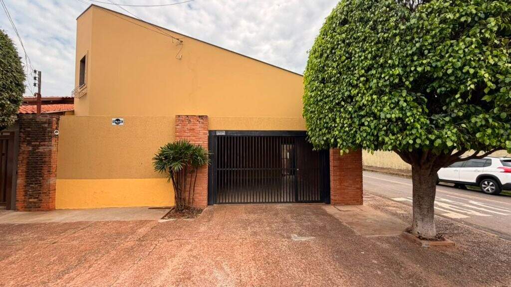 Casa à venda no Jardim Cangalha: 