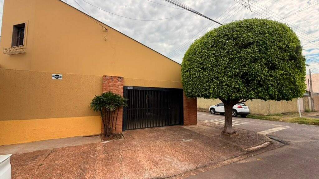 Casa à venda no Jardim Cangalha: 
