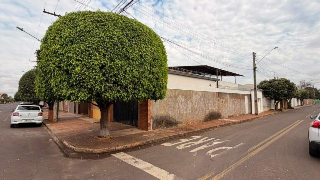 Casa à venda no Jardim Cangalha: 