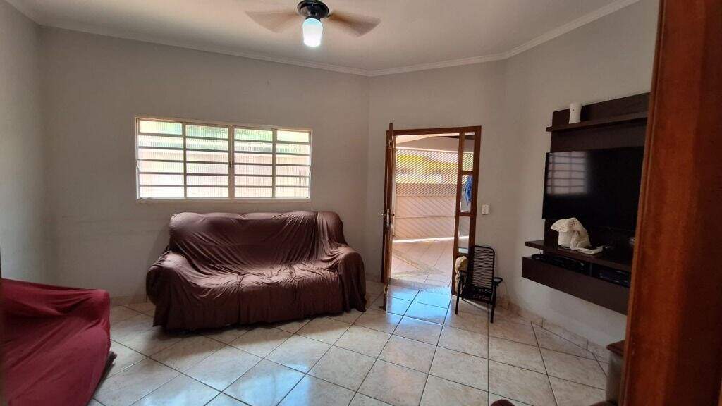 Casa à venda no Jardim Cangalha: 