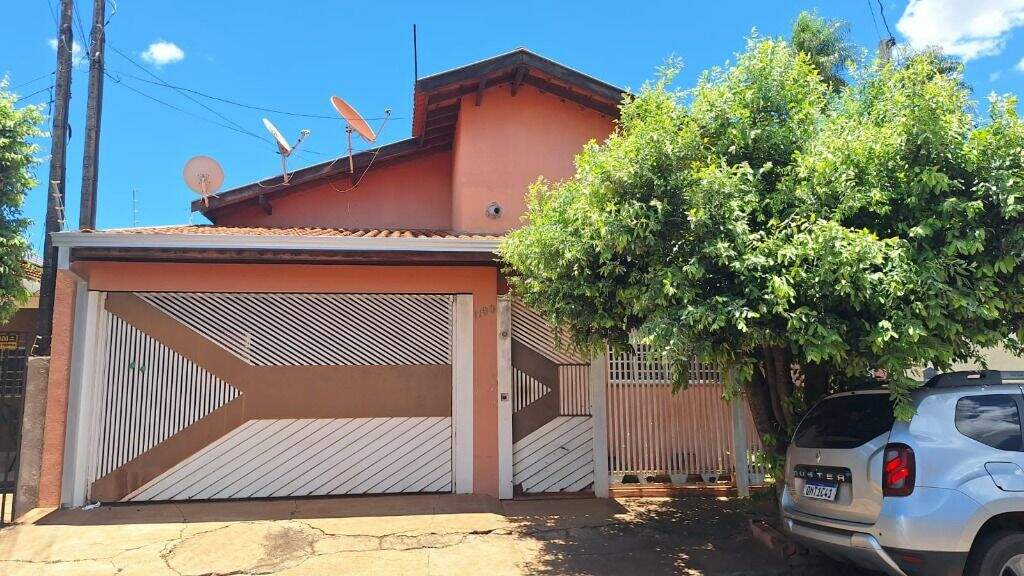Casa à venda no Jardim Cangalha: 