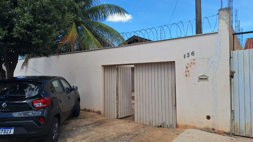 Casa à venda no Jardim Carandá: 