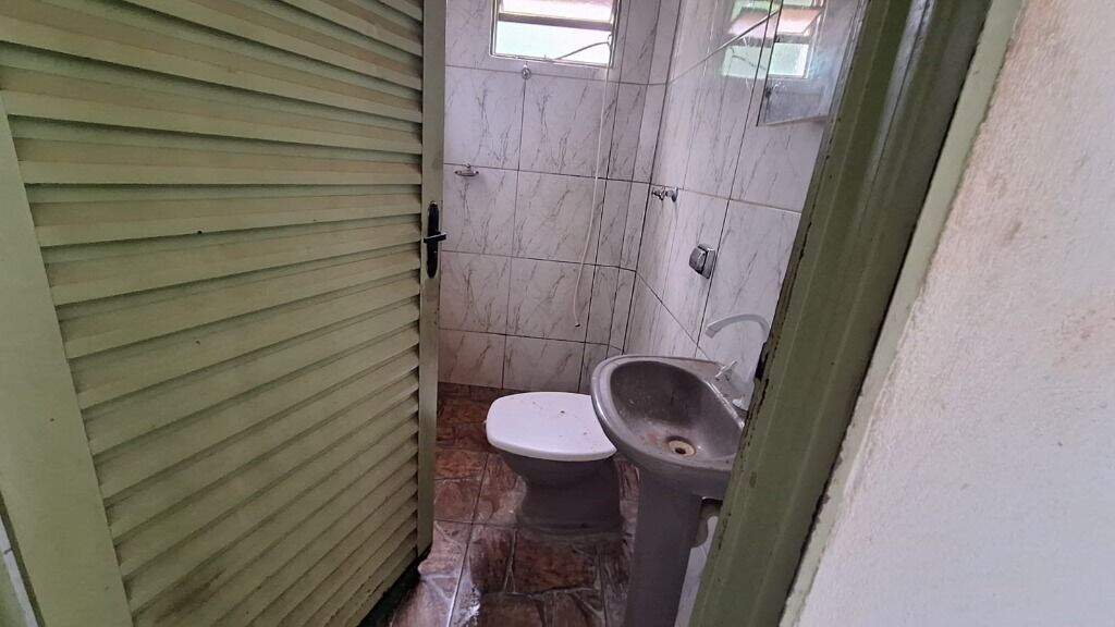 Casa à venda no Jardim Das Orquídeas: 