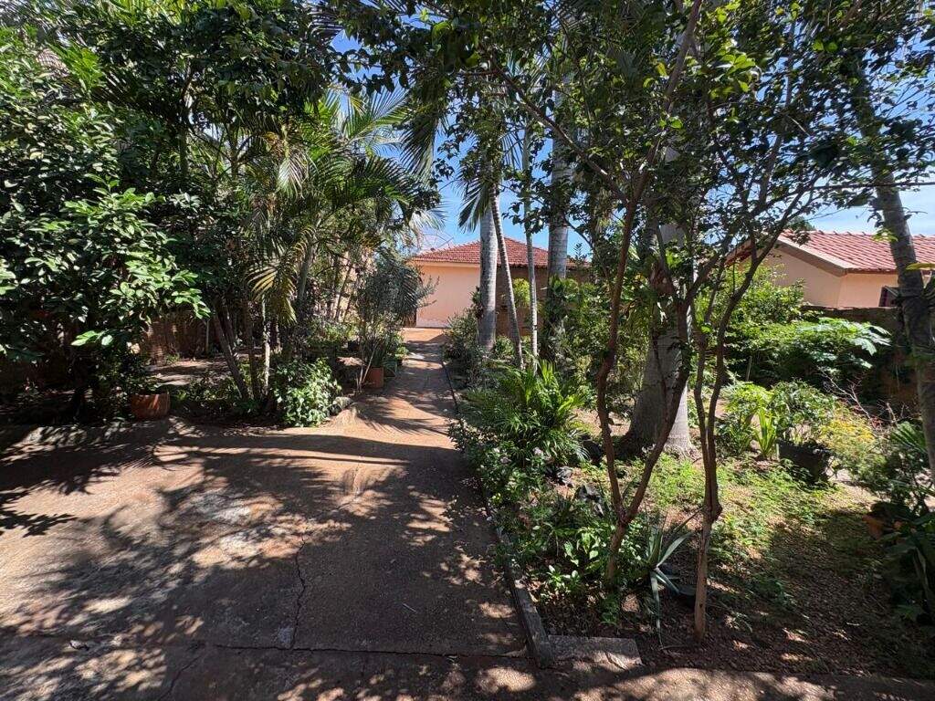 Casa à venda no Santos Dumont: 
