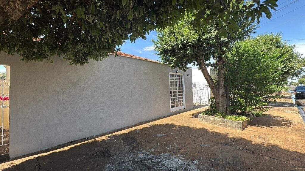 Casa à venda no Santos Dumont: 