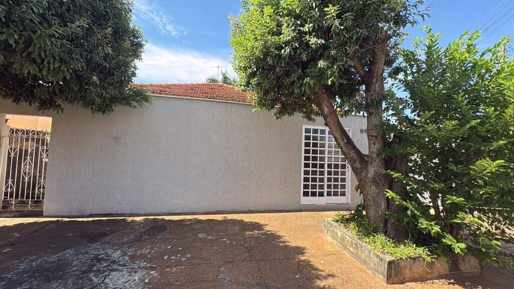 Casa à venda no Santos Dumont: 