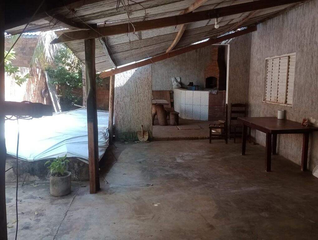 Casa à venda no Jardim Das Ortências: 
