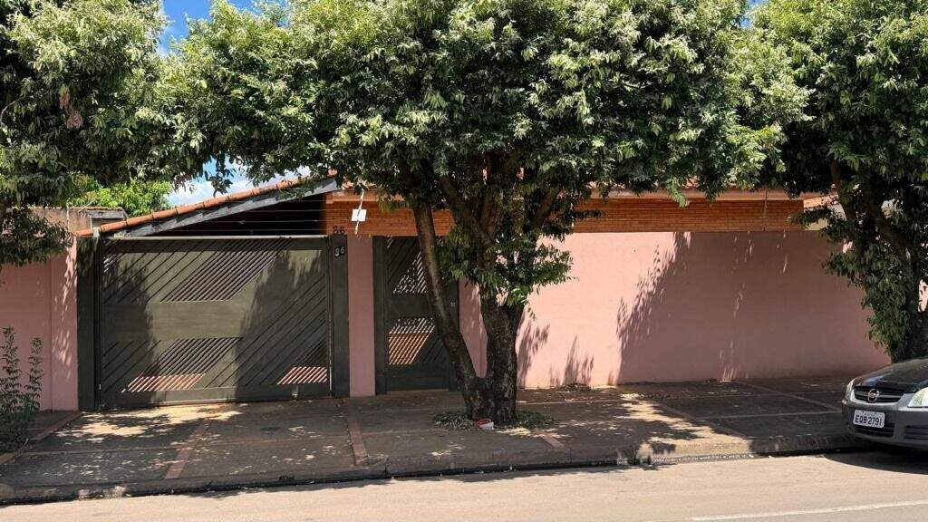 Casa para aluguel no Centro: 