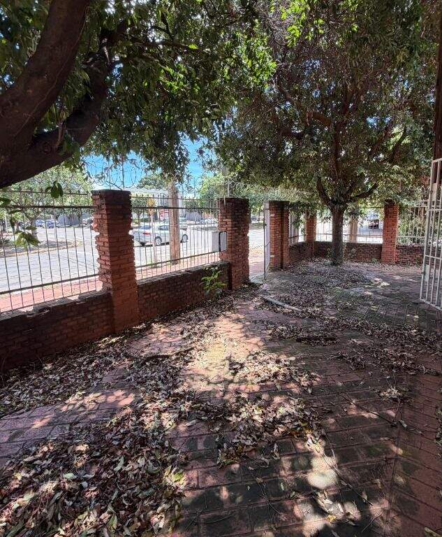 Casa para aluguel no Centro: 