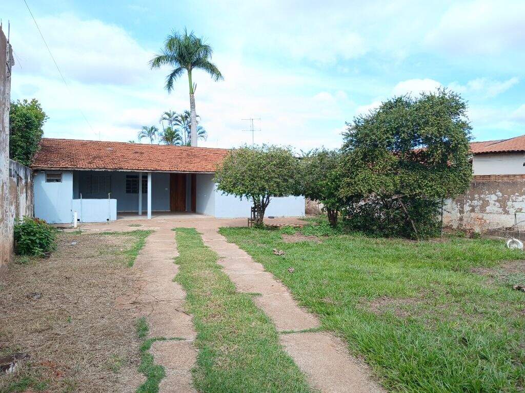 Casa para aluguel no Interlagos: 