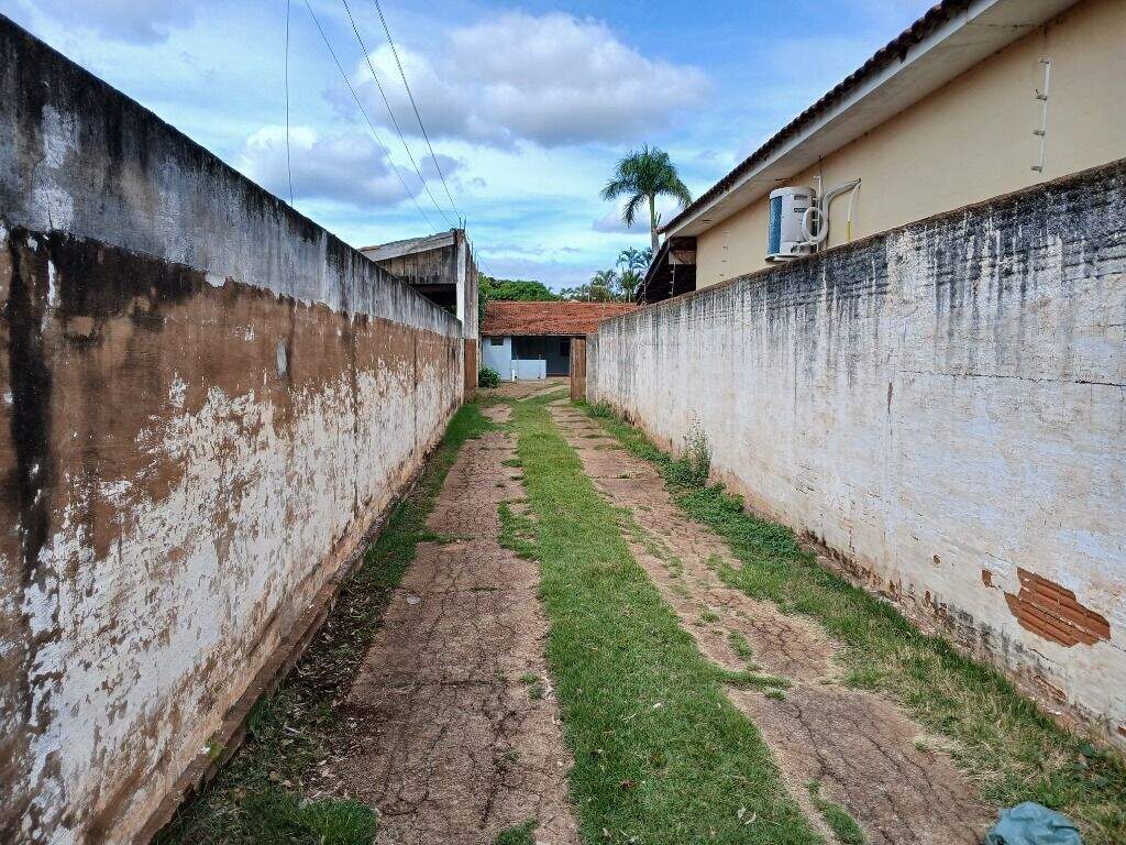 Casa para aluguel no Interlagos: 