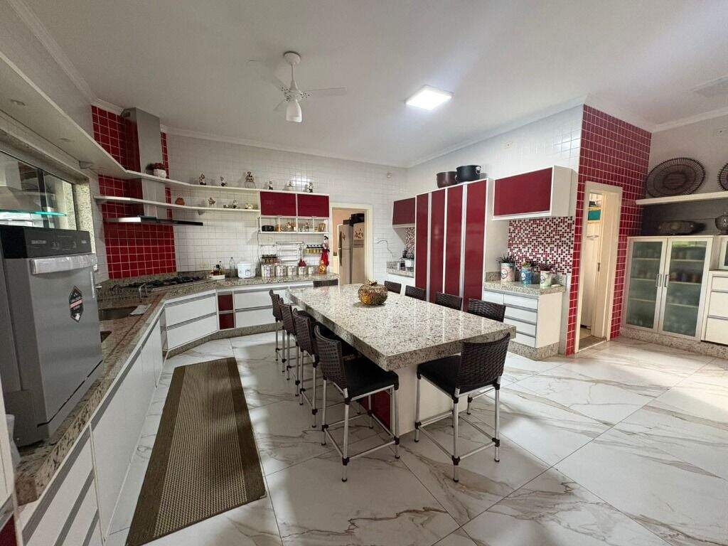 Casa à venda no Santos Dumont: 
