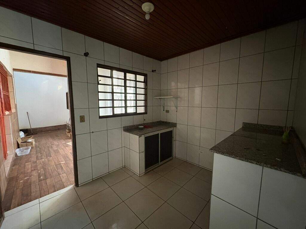 Casa à venda no Jardim Santa Lourdes: 