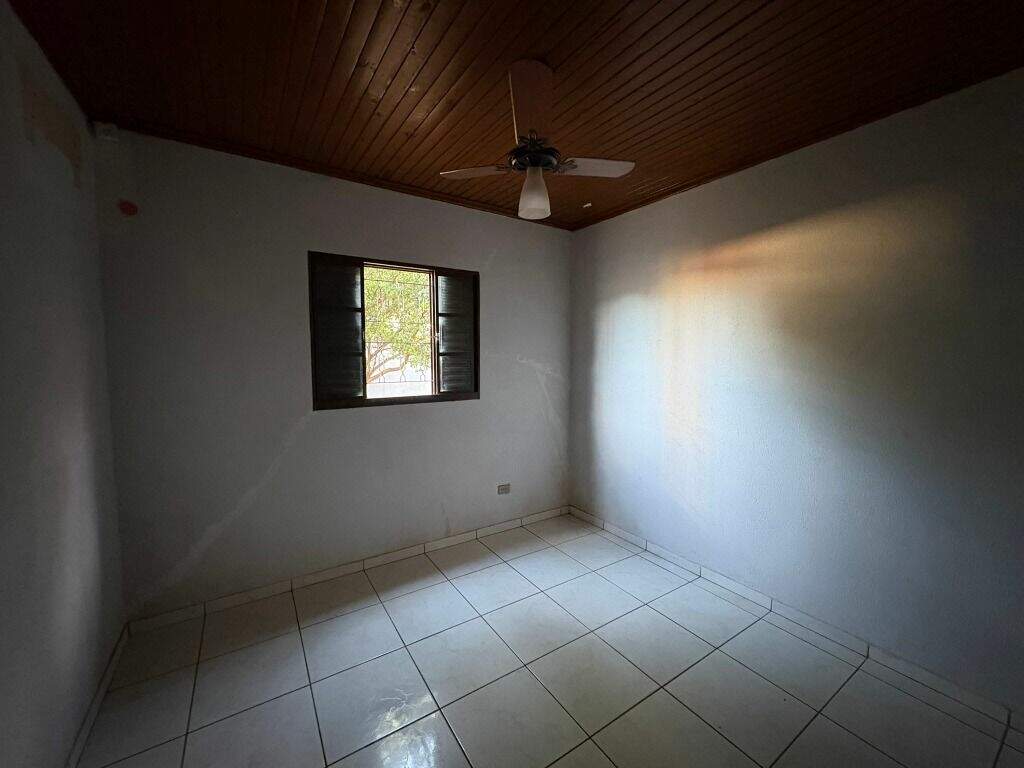 Casa à venda no Jardim Santa Lourdes: 