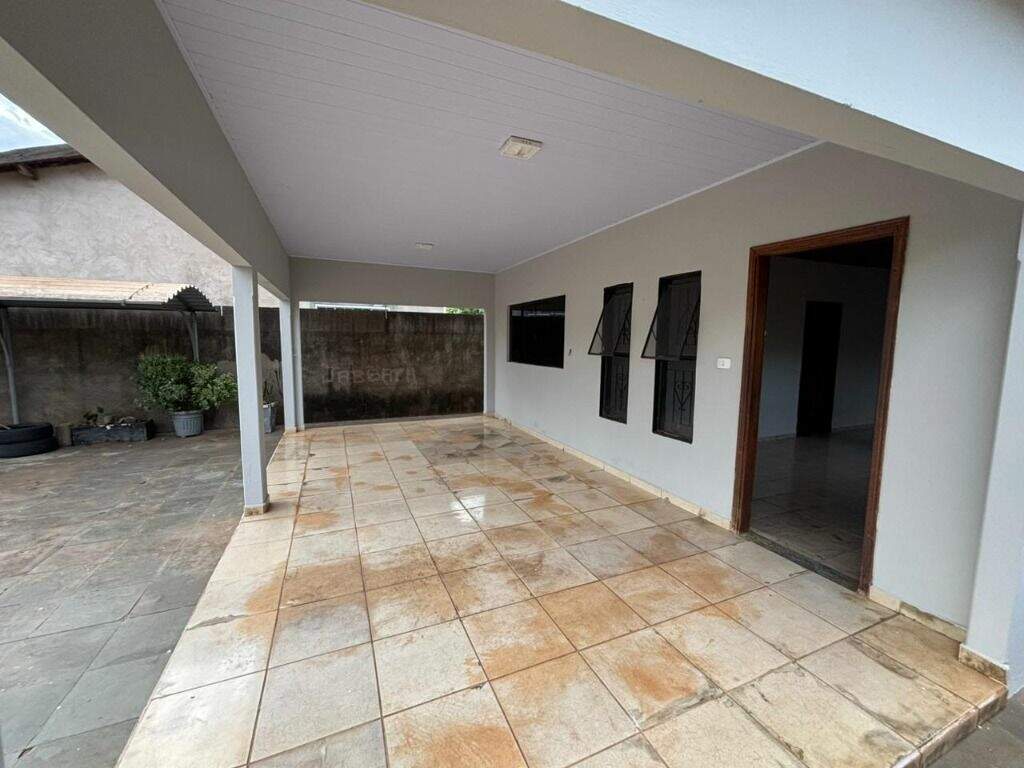 Casa para aluguel no Jardim Alvorada: 