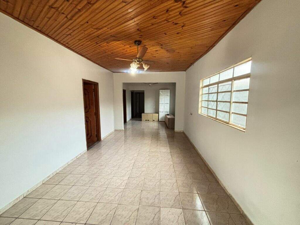 Casa para aluguel no Jardim Alvorada: 