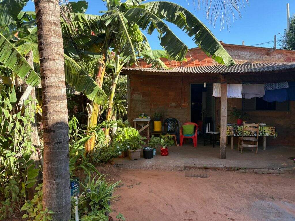 Casa à venda no Jardim Carandá: 